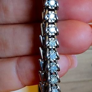 Tennis bracelet 😍 just beautiful !